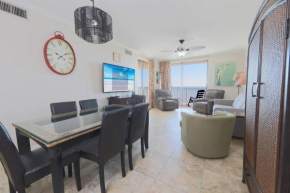 3 Bedroom Condo At Shoalwater with 2 Outdoor Pools, Heated Indoor Pool, BBQ Grills, Beach Access, Basketball and Tennis Courts